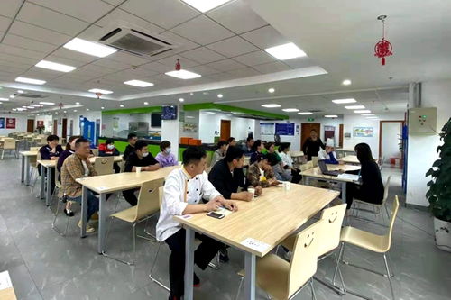 市场拓展中心开展服务礼仪培训，提升客户接待专业水平